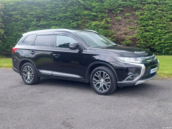 Mitsubishi Outlander SUV, Diesel, 2017, Black