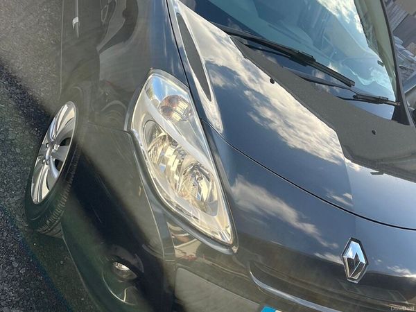 Renault Clio Hatchback, Ethanol Petrol, 2011, Black