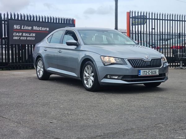 Skoda Superb Hatchback, Petrol, 2017, Grey