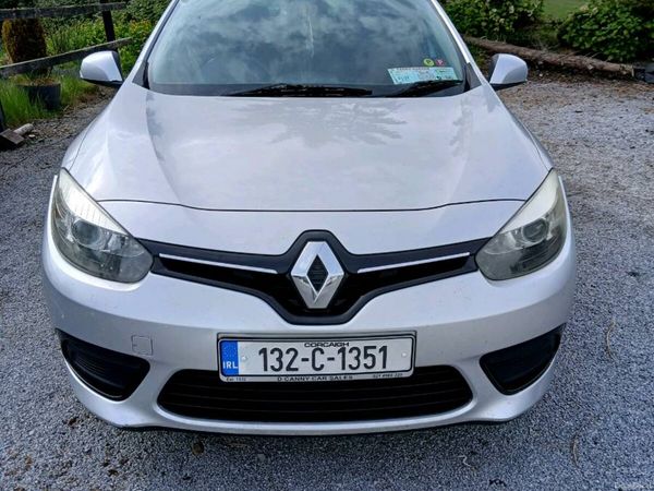 Renault Fluence Saloon, Diesel, 2013, Silver