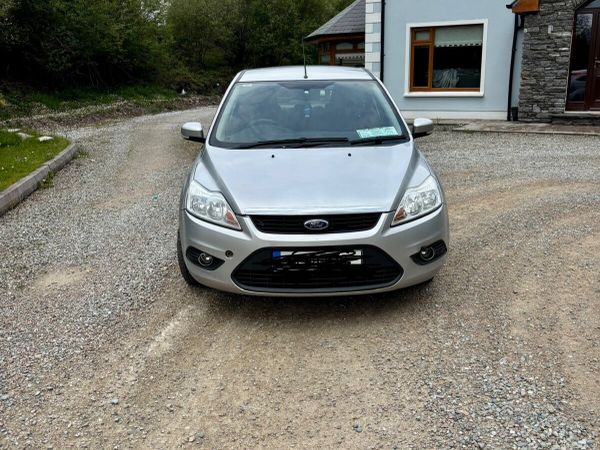 Ford Focus Hatchback, Diesel, 2011, Silver