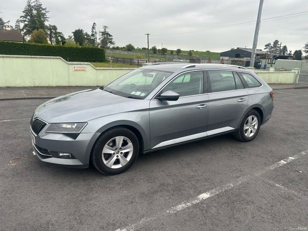 Skoda Superb Estate, Diesel, 2017, Grey