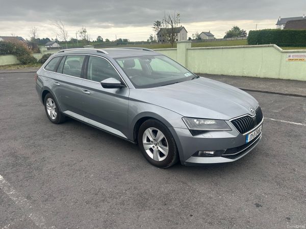 Skoda Superb Estate, Diesel, 2017, Grey