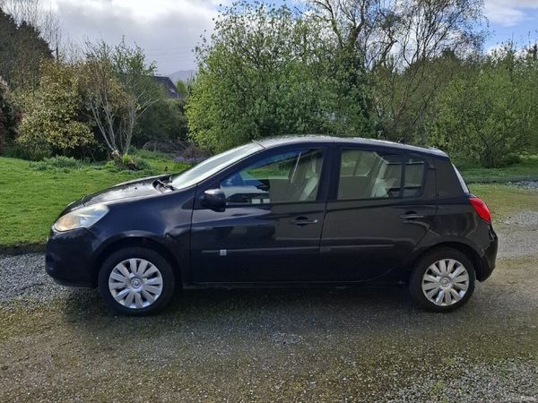 Renault Clio Hatchback, Ethanol Petrol, 2010, Black