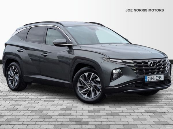Hyundai Tucson MPV, Diesel Hybrid, 2022, Grey