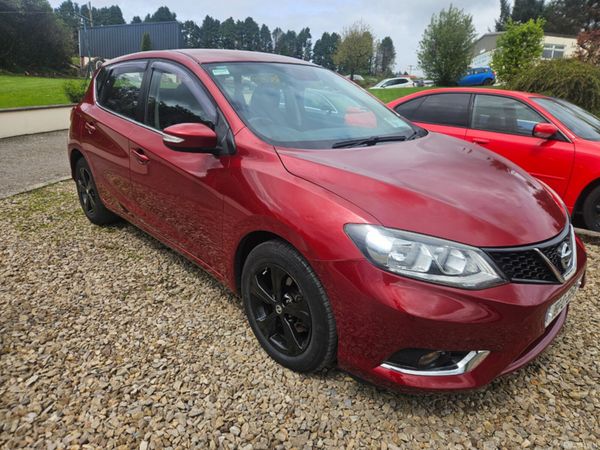 Nissan Pulsar Hatchback, Diesel, 2016, Red
