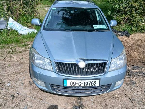 Skoda Octavia Estate, Diesel, 2009, Green