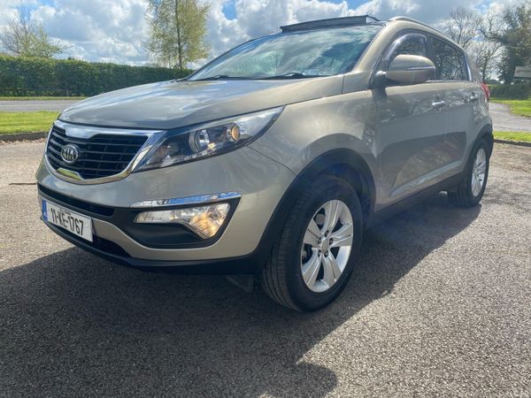 Kia Sportage SUV, Diesel, 2011, Silver