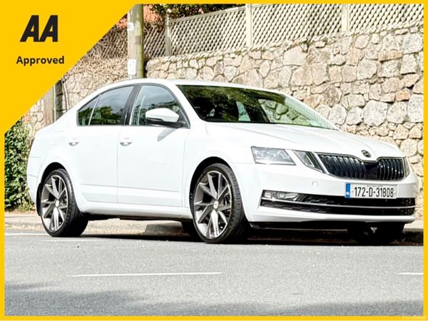 Skoda Octavia Hatchback, Diesel, 2017, White