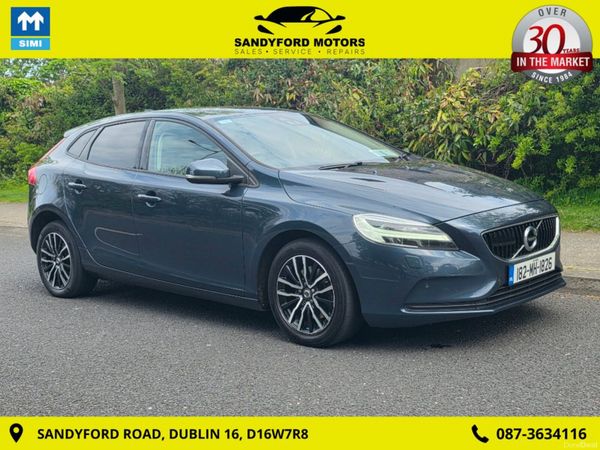 Volvo V40 Hatchback, Petrol, 2018, Blue
