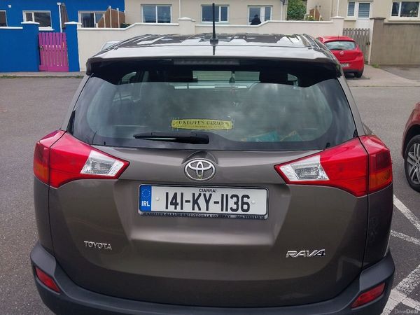 Toyota RAV4 SUV, Diesel, 2014, Bronze