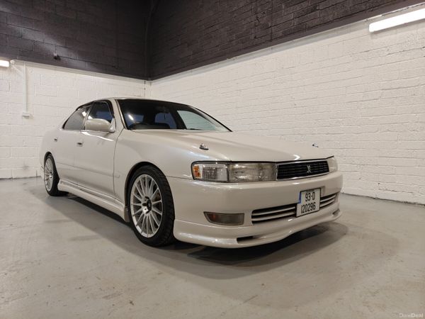 Toyota Mark II Saloon, Petrol, 1993, White