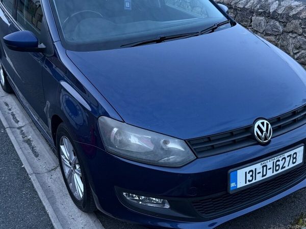 Volkswagen Polo Hatchback, Petrol, 2013, Blue