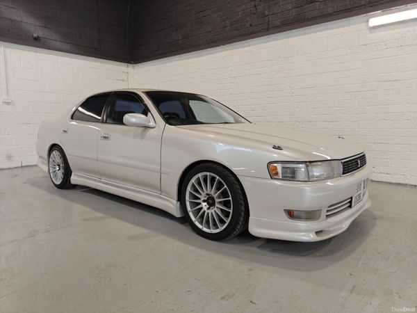 Toyota Chaser Saloon, Petrol, 1993, White