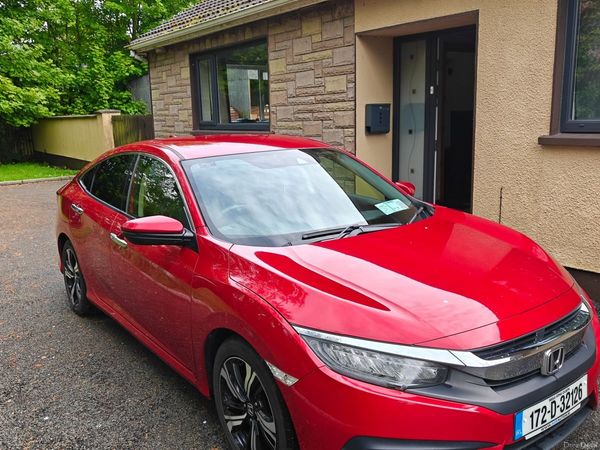 Honda Civic Hatchback, Petrol, 2017, Red