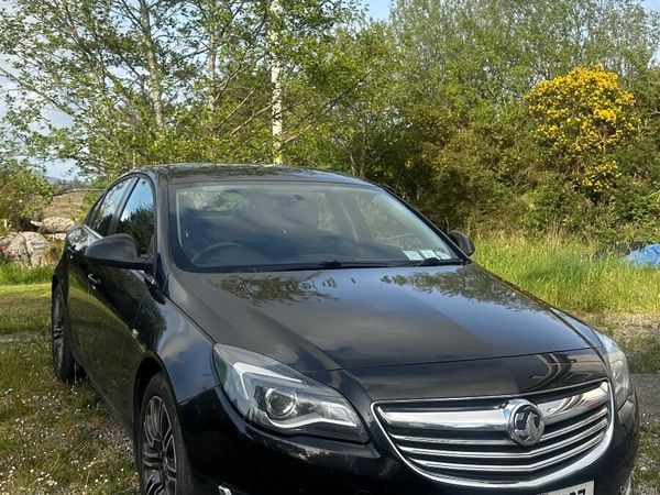 Vauxhall Insignia Hatchback, Diesel, 2015, Black