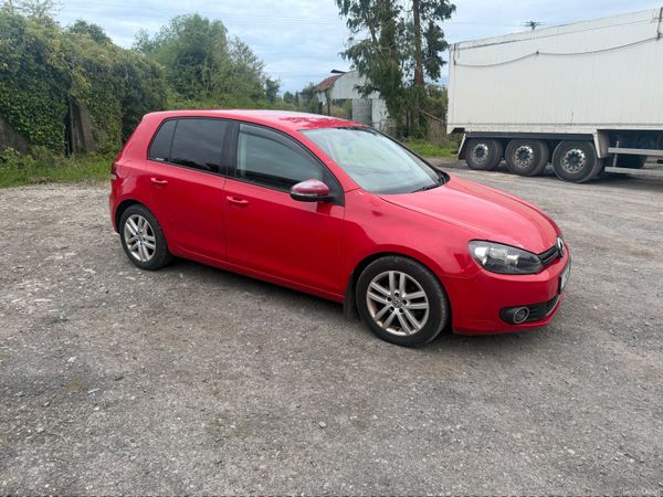 Volkswagen Golf Estate, Diesel, 2012, Red