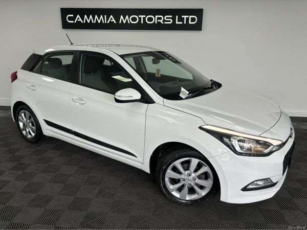 Hyundai i20 Hatchback, Petrol, 2016, White