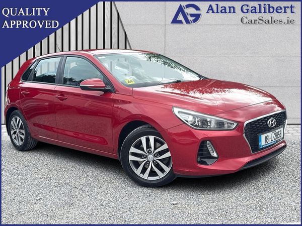 Hyundai i30 Hatchback, Petrol, 2018, Red