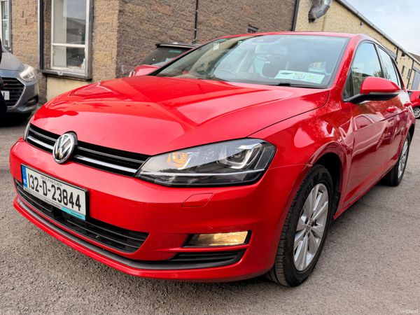Volkswagen Golf Hatchback, Petrol, 2013, Red