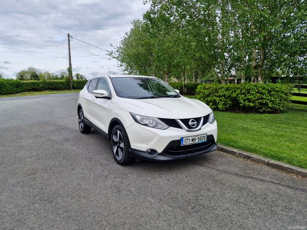 Nissan Qashqai SUV, Diesel, 2017, White