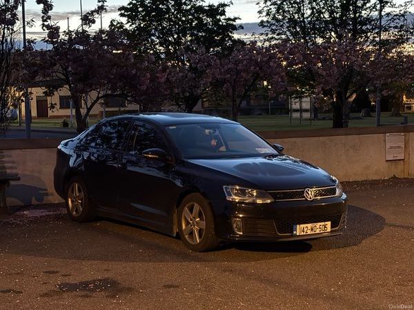 Volkswagen Jetta Saloon, Diesel, 2014, Black