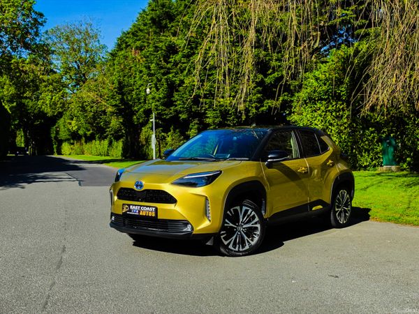 Toyota Yaris Cross SUV, Petrol Hybrid, 2021, Gold