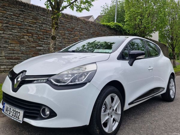 Renault Clio Hatchback, Petrol, 2014, White