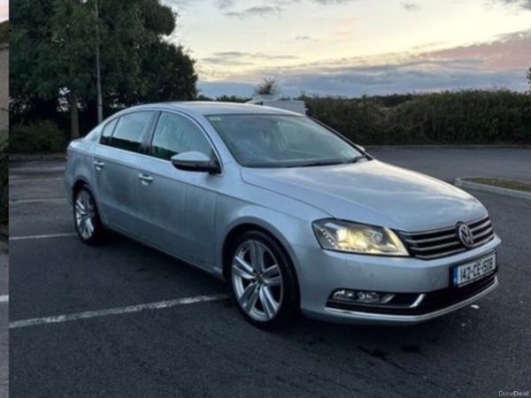Volkswagen Passat Saloon, Diesel, 2014, Silver