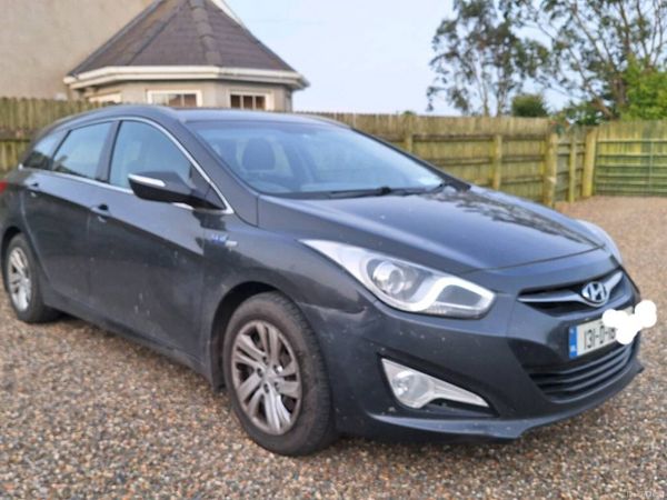 Hyundai i40 Estate/Jeep, Diesel, 2013, Grey