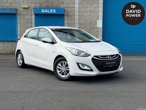 Hyundai i30 Hatchback, Petrol, 2013, White