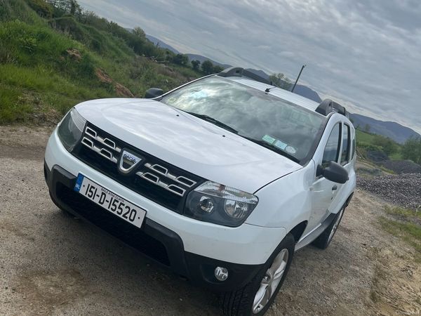 Dacia Duster SUV, Diesel, 2015, White