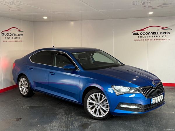 Skoda Superb Hatchback, Diesel, 2023, Blue