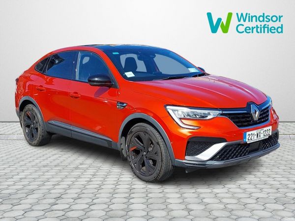 Renault Arkana Hatchback, Petrol, 2022, Red