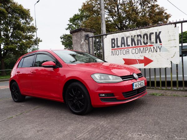 Volkswagen Golf Hatchback, Petrol, 2014, Red