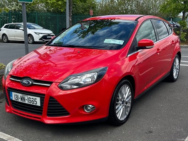 Ford Focus Hatchback, Diesel, 2013, Red
