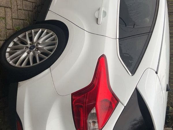 Ford Focus Hatchback, Diesel, 2013, White