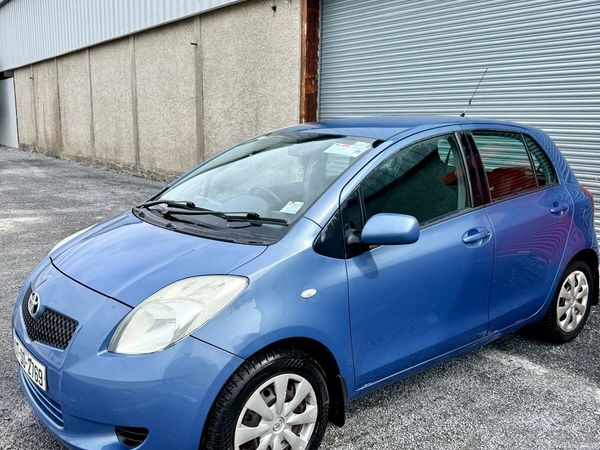 Toyota Yaris Hatchback, Petrol, 2007, Blue