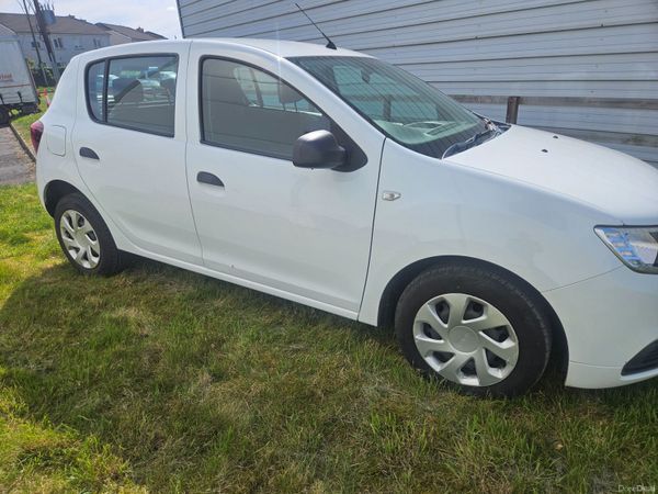 Dacia Sandero Hatchback, Petrol, 2018, White