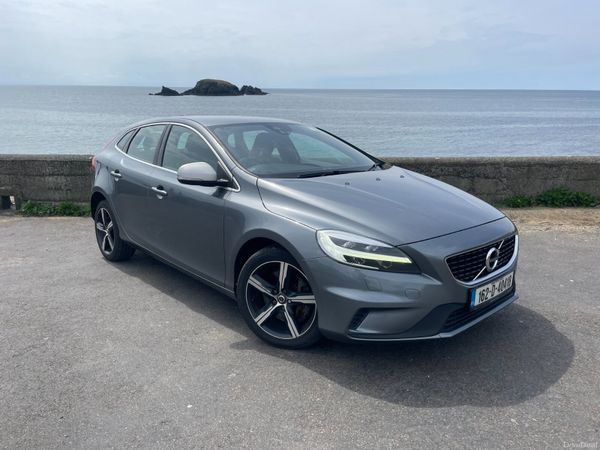 Volvo V40 Hatchback, Diesel, 2016, Grey