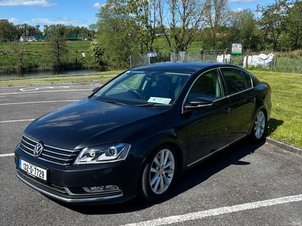 Volkswagen Passat Saloon, Diesel, 2013, Black