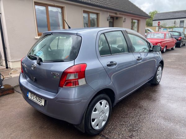 Toyota Yaris Hatchback, Petrol, 2010, Blue