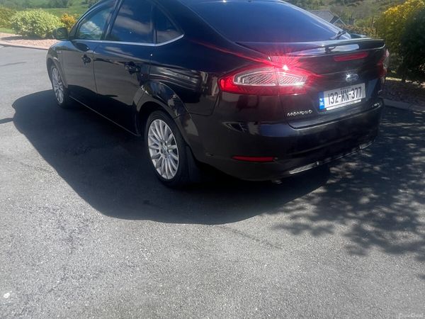 Ford Mondeo Hatchback, Diesel, 2013, Black