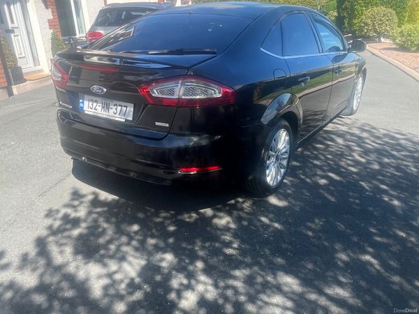 Ford Mondeo Hatchback, Diesel, 2013, Black