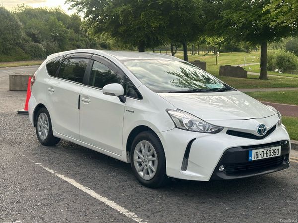 Toyota Prius MPV, Petrol Hybrid, 2016, White