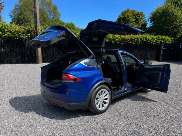 Tesla Model X MPV, Electric, 2019, Blue