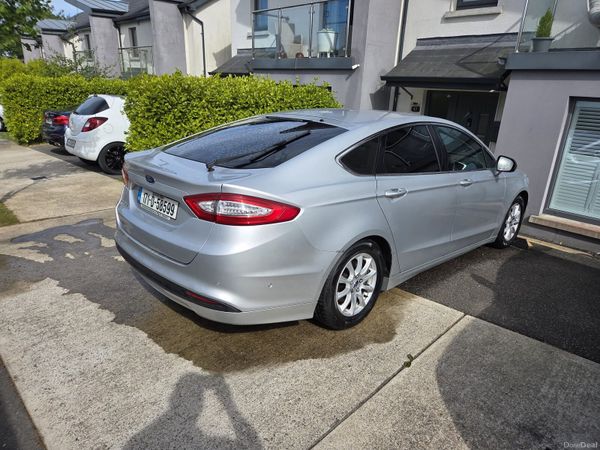 Ford Mondeo Hatchback, Diesel, 2017, Silver