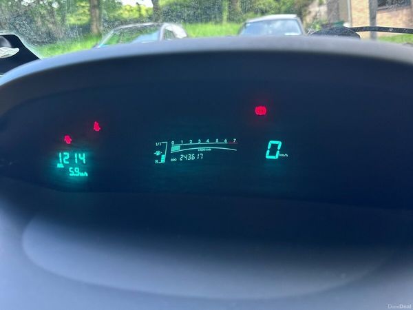 Toyota Yaris Hatchback, Petrol, 2007, Silver