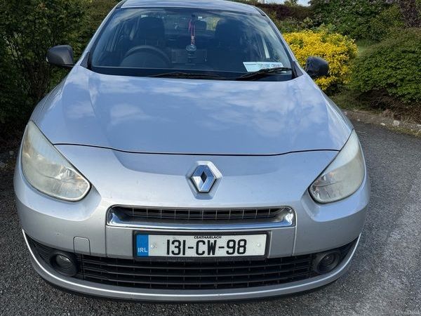 Renault Fluence Saloon, Diesel, 2013, Silver