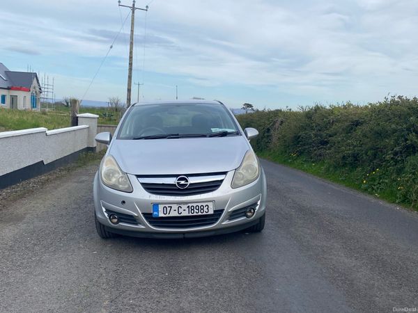 Opel Corsa Hatchback, Petrol, 2007, Silver